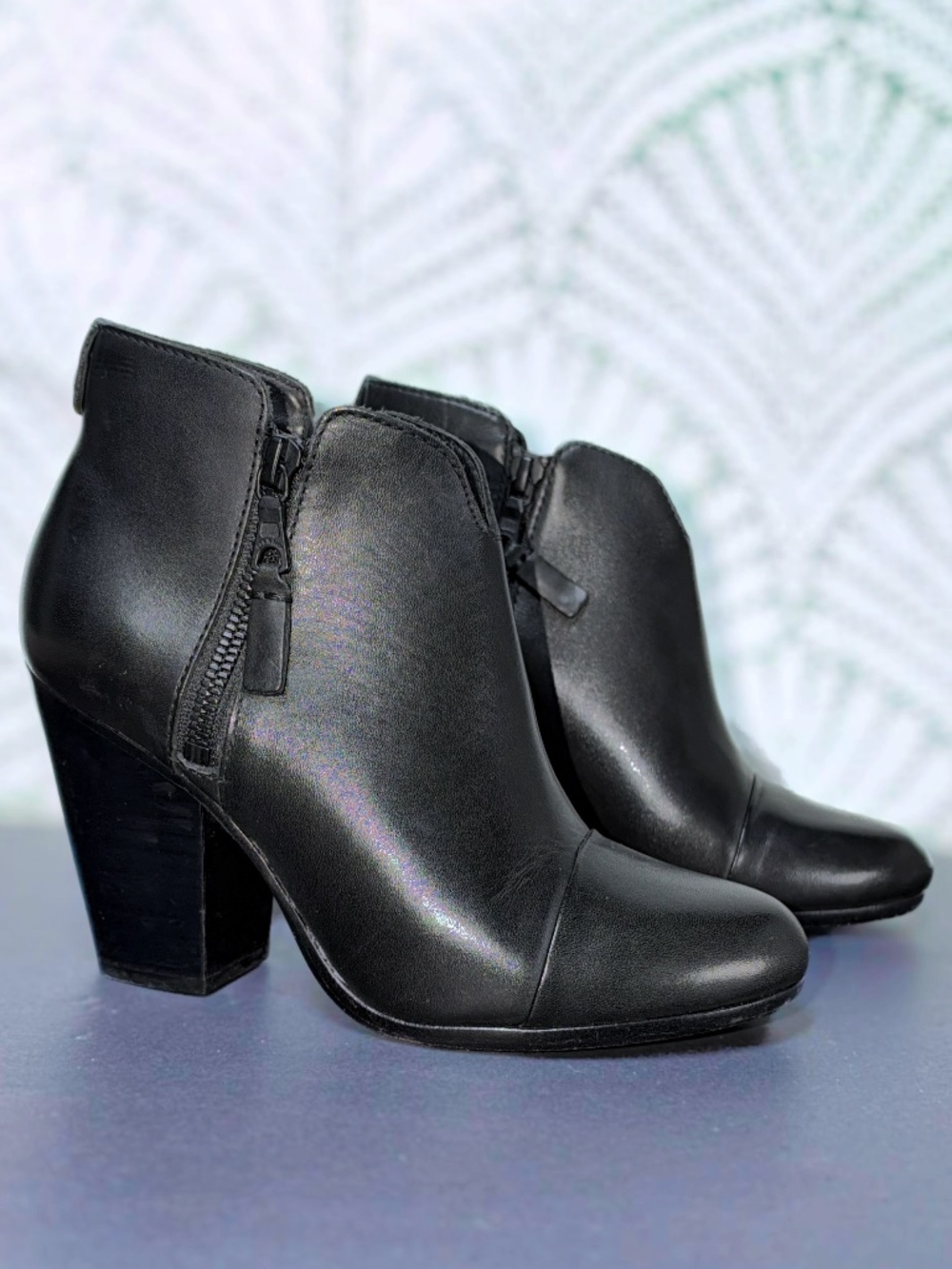 Rag & Bone Margot Black Leather Side-Zip Ankle Boots - EU 35 / US 5